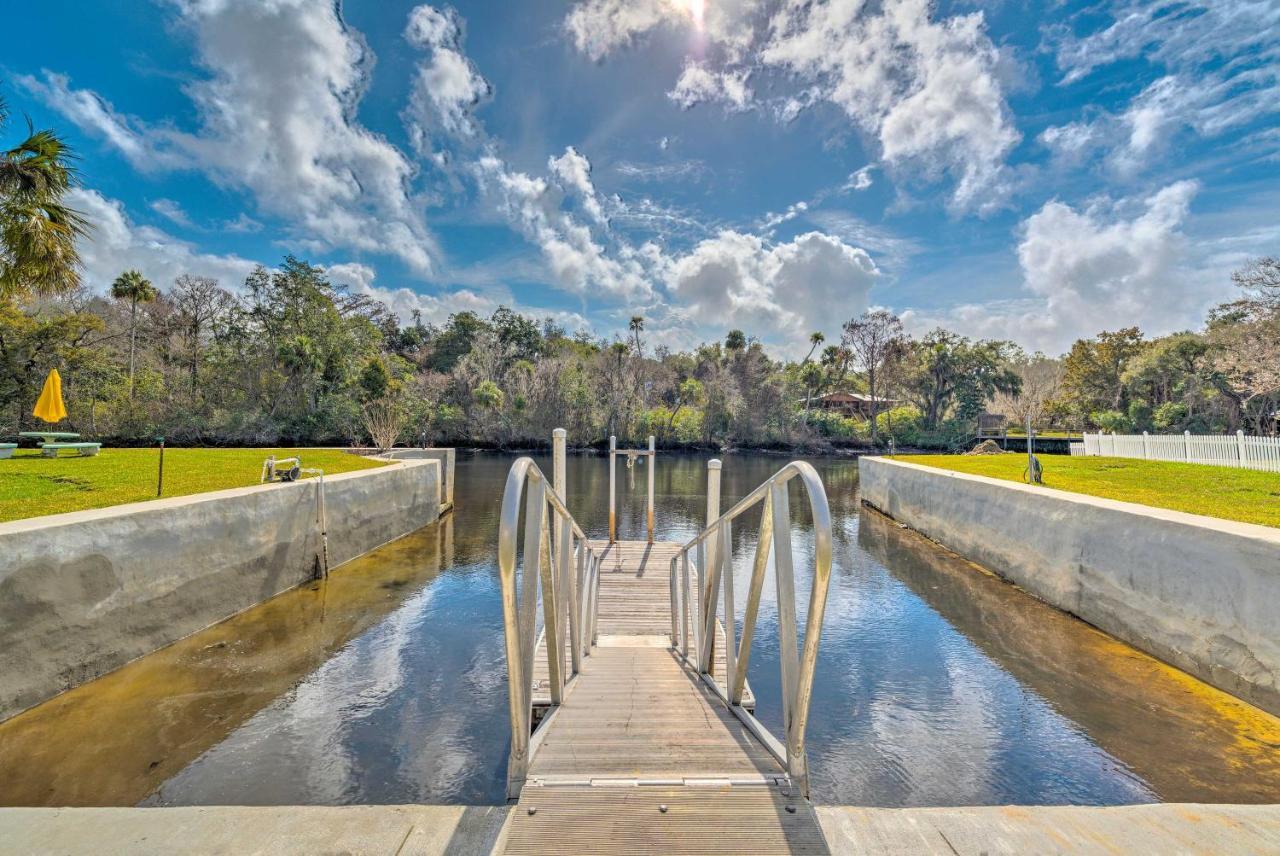 Withlacoochee River House With Dock And Kayaks! Yankeetown Exteriör bild